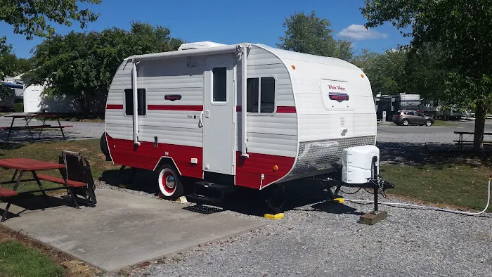 King's Holly Haven RV Park 8