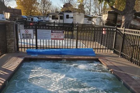 Riveredge RV Park and Log Cabin Rentals