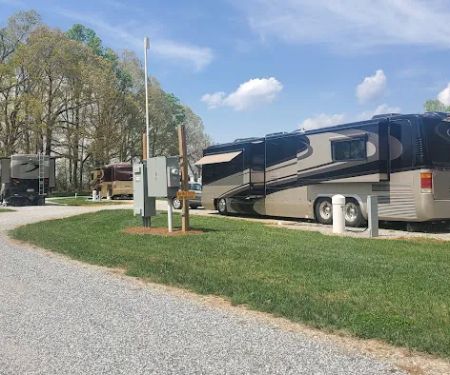 Salem Breeze RV Park