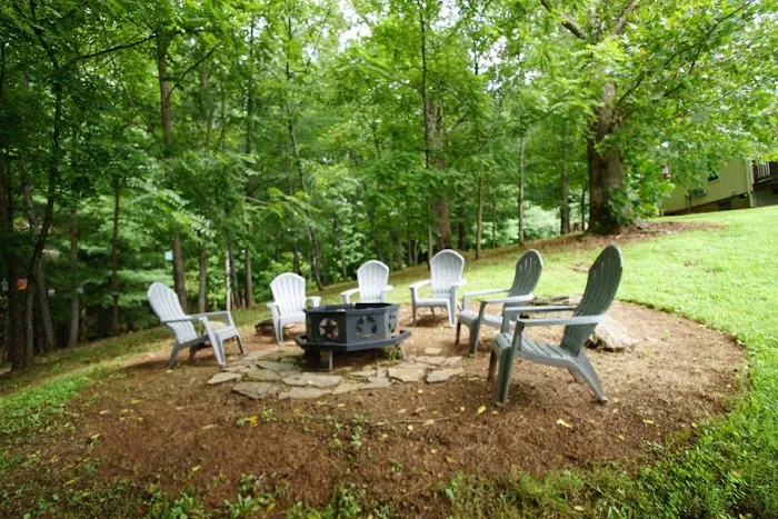 Byrd's Branch Campground and Country Store 4
