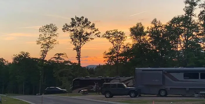 Olde Beau Luxury Motorcoach 3
