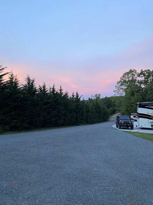 Olde Beau Luxury Motorcoach Resort 4