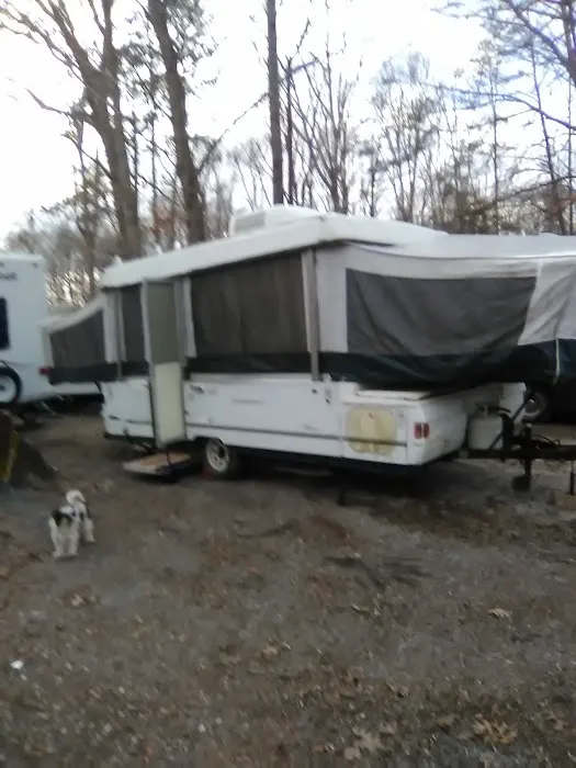 Pop & Moms Campground 1