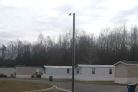 TOWN & COUNTRY MOBILE HOME PARK
