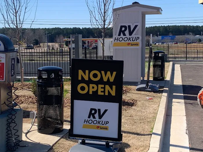 Love's RV Hookup 3