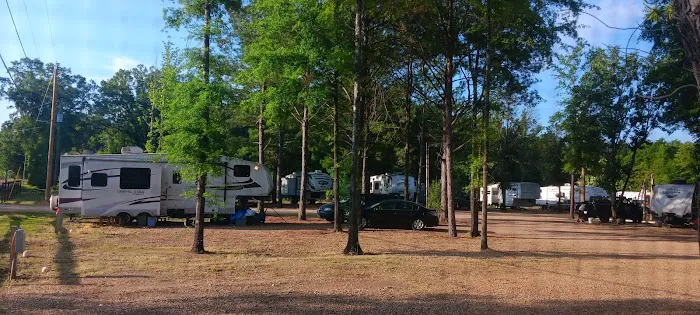 Tombigbee River RV Park 1