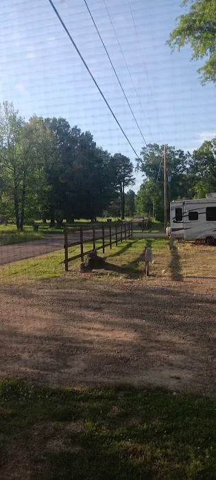 Tombigbee River RV Park 6
