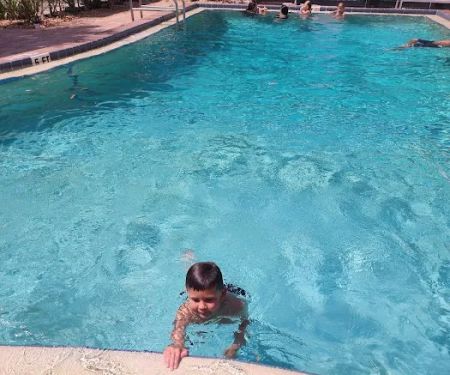 Tampa East RV Resort, The Oaks