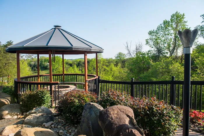 The Dell Motorcoach Resort 10
