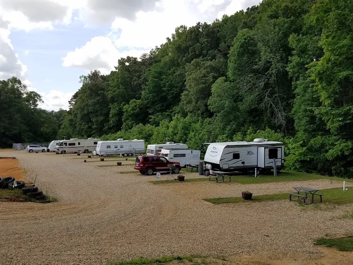 Sunshine Acres Camp & Cabins 5