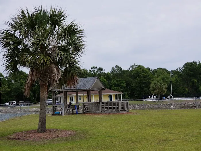 Ocean Breeze Family Campground 7