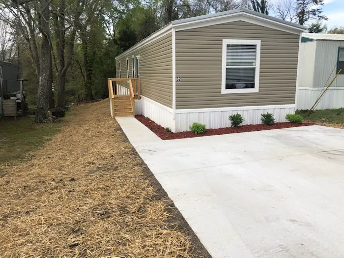 Auman Acres MHC 7