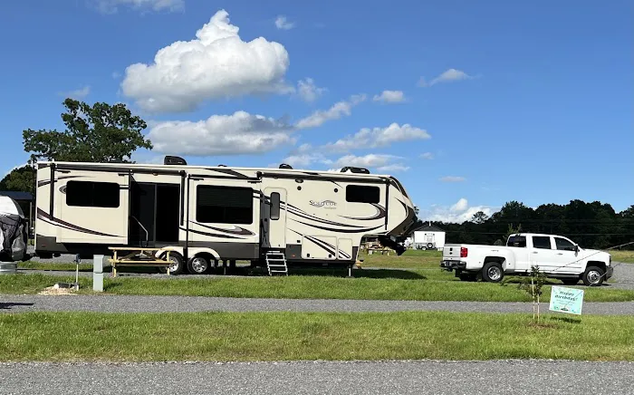 Black Dog Acres RV Park 4