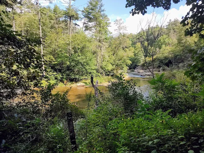 Linville Falls Campground RV Park & Cabins 4