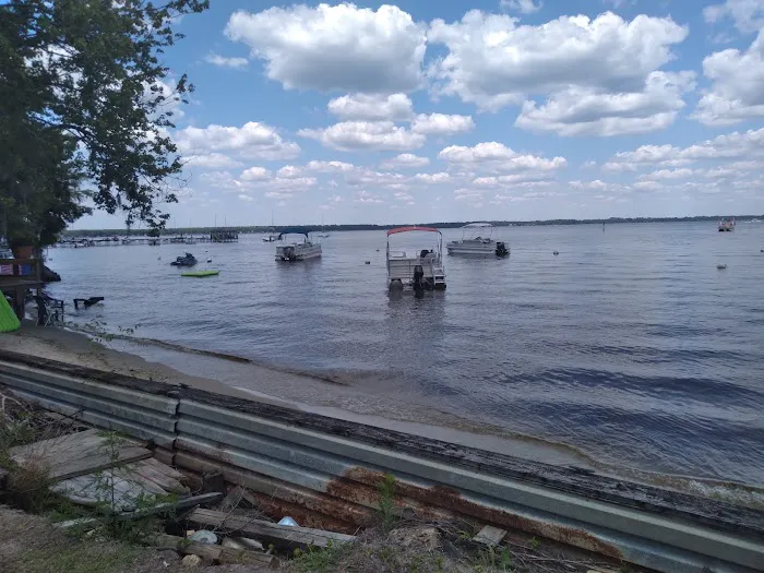 Lake Waccamaw Campground INC 5