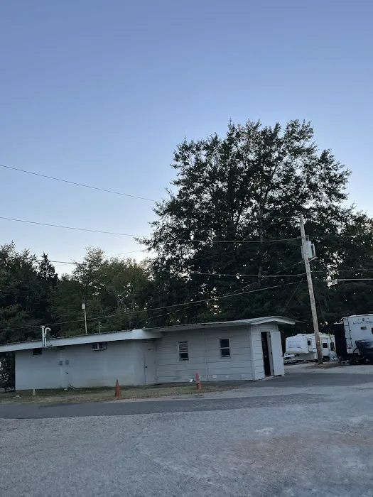 Travelers Camper Park Campground 2
