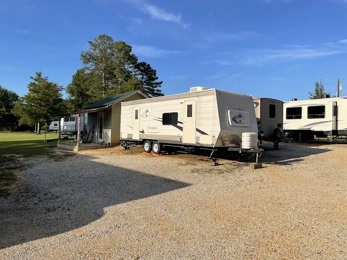 Country Dogs RV Park 1
