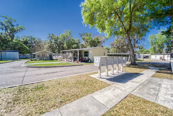 Bedrock Crescent Lake 55+ Mobile Home Community 2