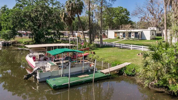 Bedrock Crescent Lake 55+ Mobile Home Community 9