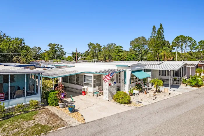 Palm Circle Community 4