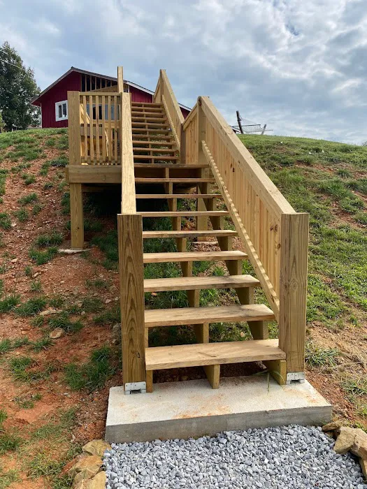 Smoky Hollow Outdoor Resort 5