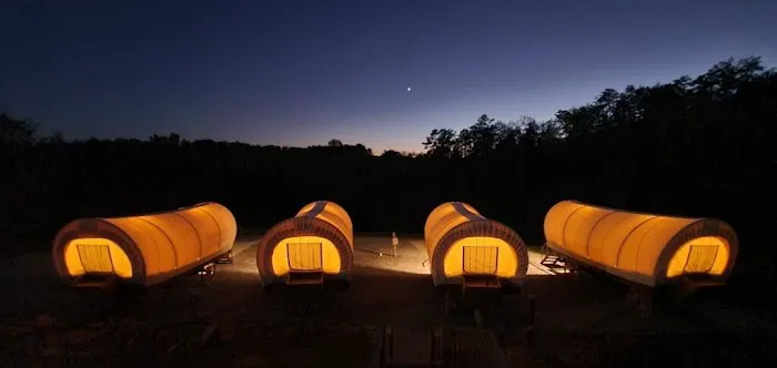 Smoky Hollow Outdoor Resort 7
