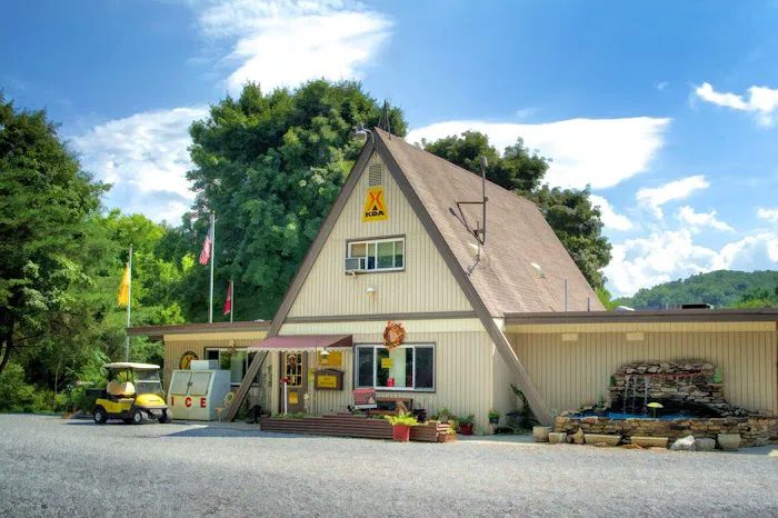 Newport / I-40 / Smoky Mountains KOA Journey 4