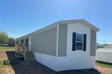 Three Oaks Mobile Home Park
