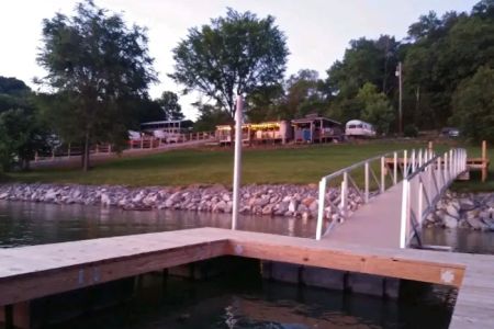 Douglas Driftwood Lakefront Campground RV Park