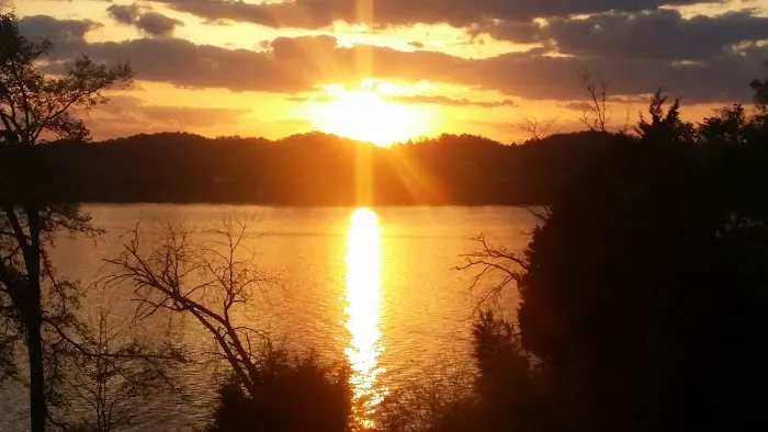 Douglas Driftwood Lakefront Campground RV Park 4