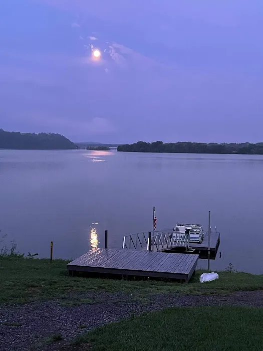 Douglas Driftwood Lakefront Campground RV Park 7