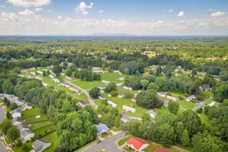 Piney Grove Estates Mobile Homes | 55 plus Retirement & Senior Community