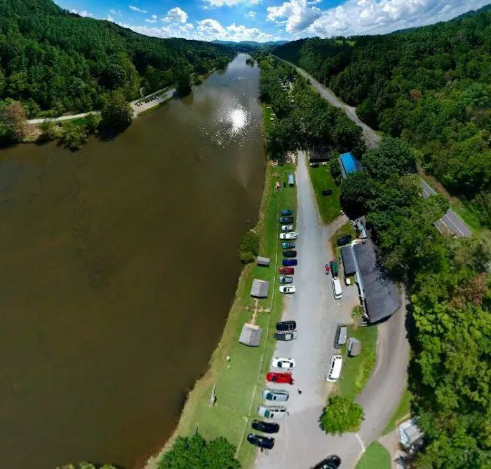 New River Campground and Canoe 4