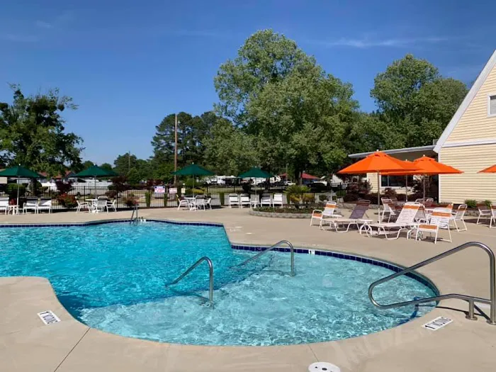 Fayetteville RV Resort & Cottages 2
