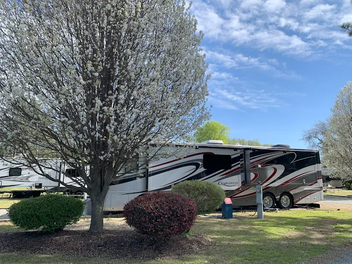 Fayetteville RV Resort & Cottages 9