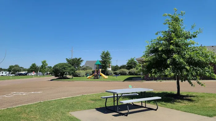 EZ Daze RV Park 7