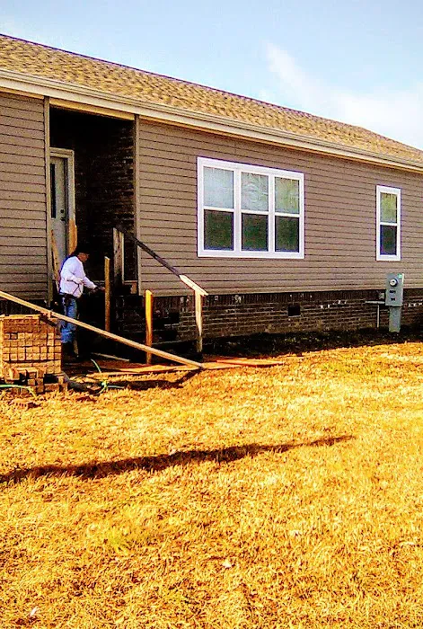 Oakhaven Village Mobile Home Community 9