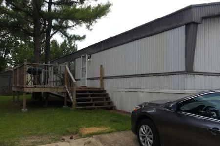 Canada Trace Mobile Home Community