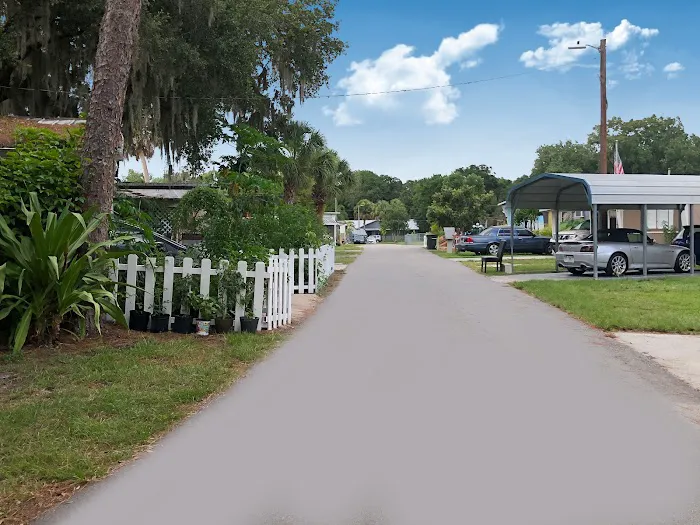 Riverlawn Manufactured Home Community 3