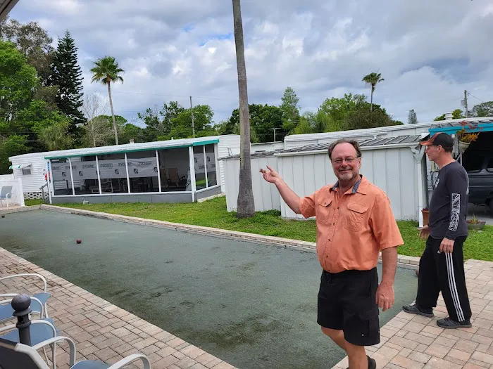 Southernaire Mobile Home (55+) 3