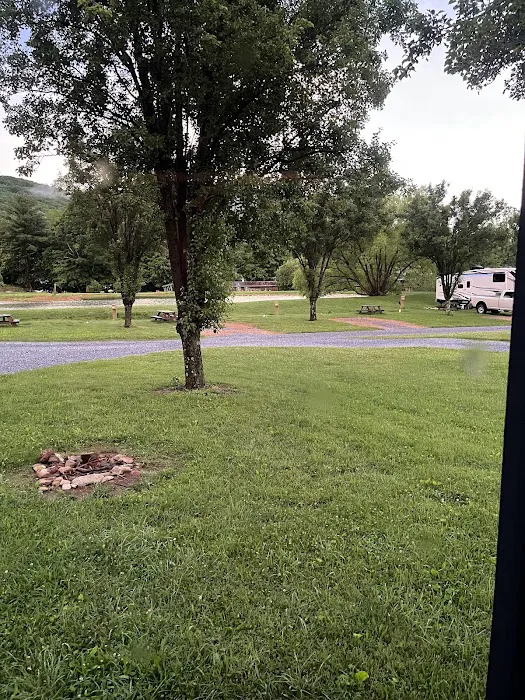 Grand View Ranch and RV Park 8