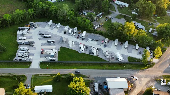 Funny Farm RV & Tiny Home Park 9