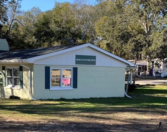 Snow's Cut RV Retreat 3