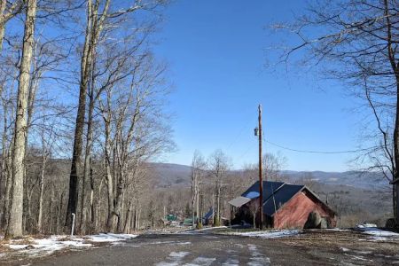 Rocky Hollow Horse Camp