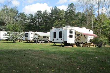 Hank's RV Park