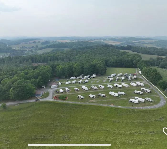 Utt's Mountaintop Campground @ Fancy Gap 5