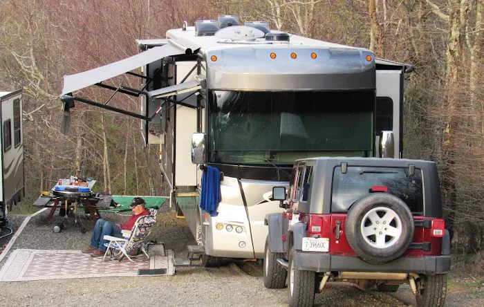 Fancy Gap Cabins and Campground 6