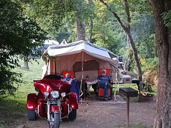 Fancy Gap Cabins and Campground 7