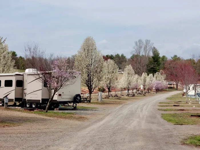 Lake Ridge RV Resort 3