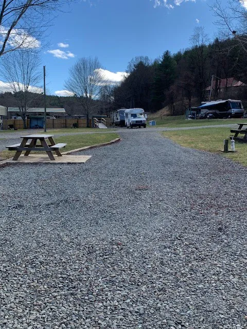 New River Bridge Family Campground 9